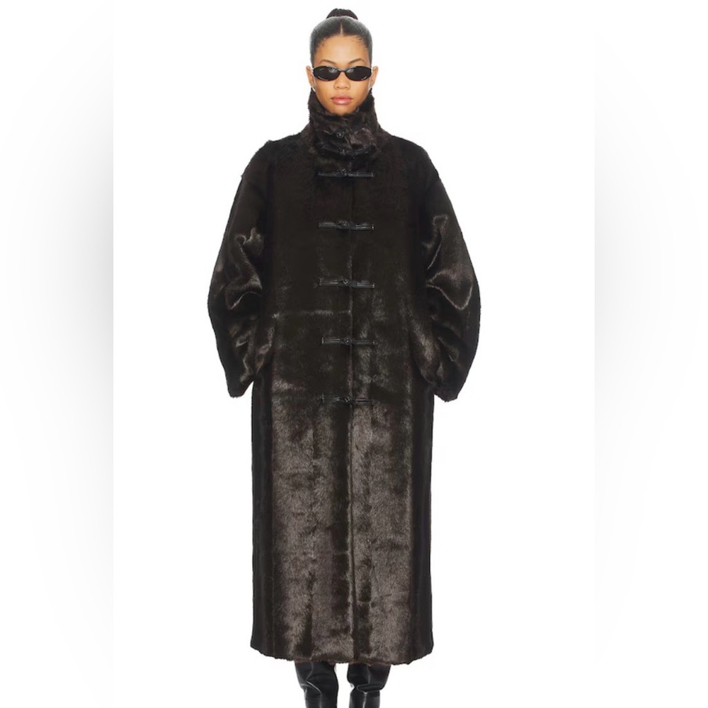 ISO (IN SEARCH OF) ROHE MANDARIN FAUX FUR COAT SIZE 32